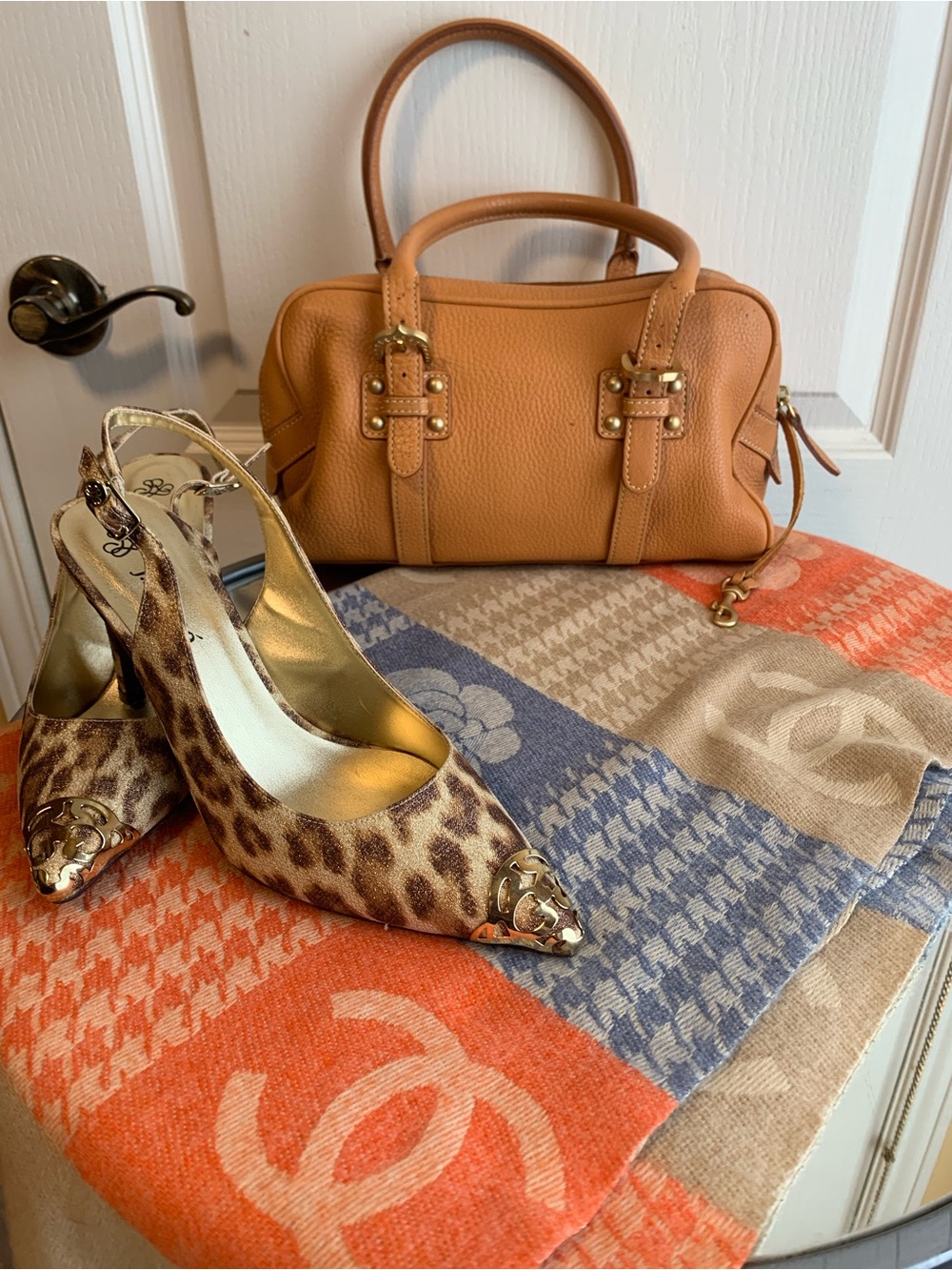 Tan Leather Top-Handle Satchel barrel Dooney Bourke